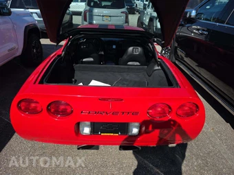 2004 Chevrolet Corvette Coupe - miniatura 13