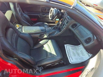 2004 Chevrolet Corvette Coupe - miniatura 16