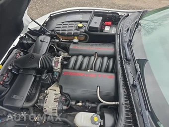 2004 Chevrolet Corvette Coupe – miniatura 18