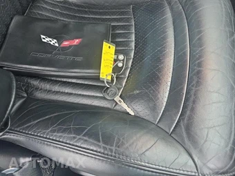 2004 Chevrolet Corvette Coupe – miniatura 21