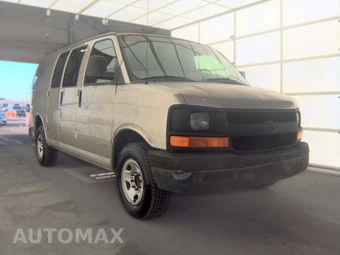 2004 Chevrolet Express 2500 Cargo Van 1SA 135.0" WB - miniatura 3