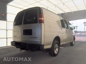 2004 Chevrolet Express 2500 Cargo Van 1SA 135.0" WB - miniatura 4