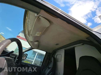 2004 Chevrolet Express 3500 Cutaway 1SA 9600 GVWR - miniatura 8
