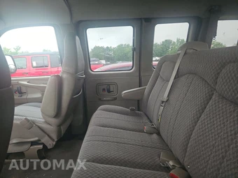 2004 Chevrolet Express 3500 Passenger Van 155.0" WB - miniatura 13