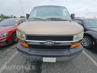 2004 Chevrolet Express 3500 Passenger Van 155.0" WB - miniatura 2