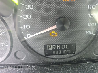 2004 Chevrolet Malibu LS Sedan – miniatura 12