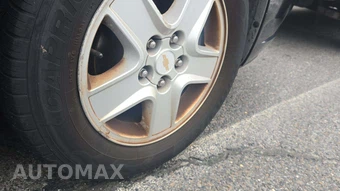 2004 Chevrolet Malibu LS Sedan – miniatura 22