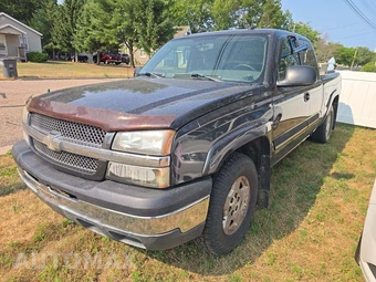 2004 Chevrolet Silverado 1500 Extended Cab Medium Bed 1SA w/Rear Doors - car from the USA, Manheim Buy-Now listing at AUTOMAX