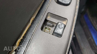 2004 Chevrolet Silverado 1500 LS – miniatura 18