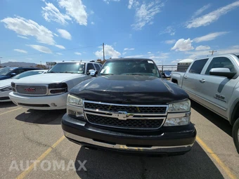 2004 Chevrolet Silverado 1500 LS – miniatura 2