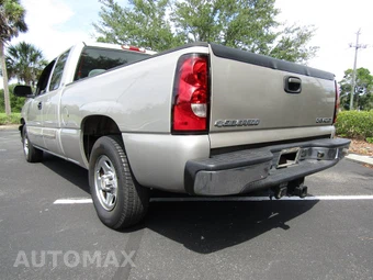 2004 Chevrolet Silverado 1500 LS Extended Cab Medium Bed 1SB w/Rear Doors - miniatura 3
