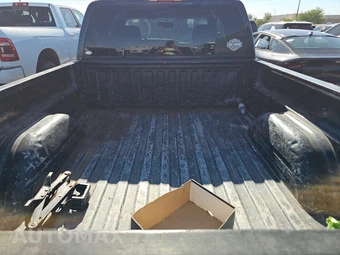 2004 Chevrolet Silverado 1500 WT Extended Cab Medium Bed 1SW w/Rear Doors – miniatura 16