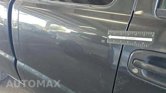 2004 Chevrolet Silverado 1500 WT Extended Cab Medium Bed 1SW w/Rear Doors – miniatura 33