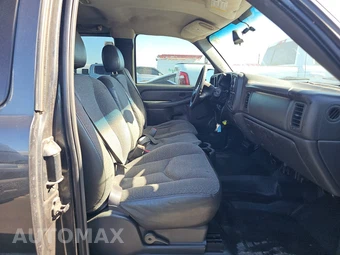 2004 Chevrolet Silverado 1500 WT Extended Cab Medium Bed 1SW w/Rear Doors – miniatura 8