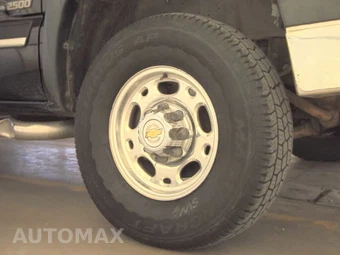 2004 Chevrolet Silverado 2500 LT Crew Cab Medium Bed 1SC - miniatura 10