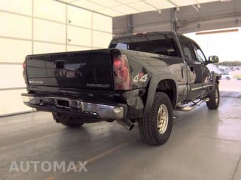 2004 Chevrolet Silverado 2500 LT Crew Cab Medium Bed 1SC - miniatura 5