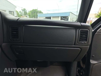 2004 Chevrolet Silverado 2500HD LS Crew Cab Long Bed 1SB - miniatura 19