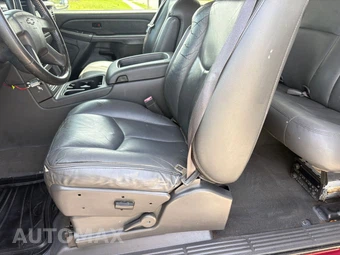 2004 Chevrolet Silverado 2500HD LS Extended Cab Medium Bed 1SB w/Rear Doors - miniatura 14