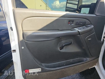 2004 Chevrolet Silverado 2500HD LT Crew Cab Long Bed 1SC - miniatura 9