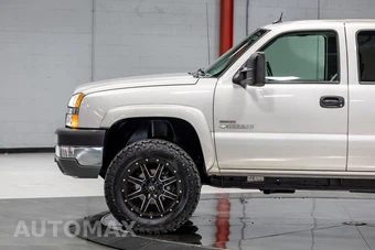 2004 Chevrolet Silverado 2500HD LT Crew Cab Medium Bed 1SC - miniatura 11