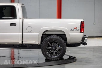 2004 Chevrolet Silverado 2500HD LT Crew Cab Medium Bed 1SC - miniatura 13