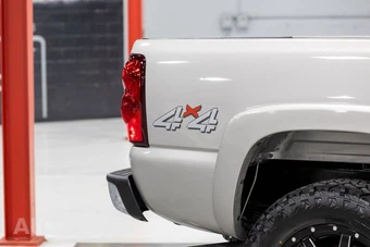 2004 Chevrolet Silverado 2500HD LT Crew Cab Medium Bed 1SC - miniatura 33