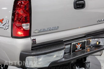2004 Chevrolet Silverado 2500HD LT Crew Cab Medium Bed 1SC - miniatura 36