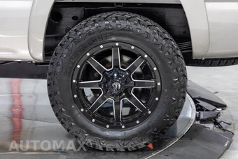 2004 Chevrolet Silverado 2500HD LT Crew Cab Medium Bed 1SC - miniatura 39