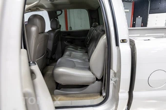 2004 Chevrolet Silverado 2500HD LT Crew Cab Medium Bed 1SC - miniatura 46