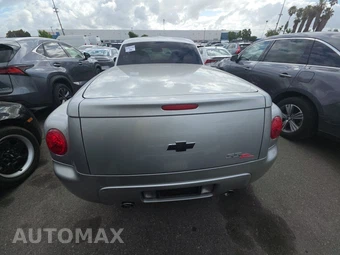 2004 Chevrolet SSR Regular Cab Short Bed – miniatura 5
