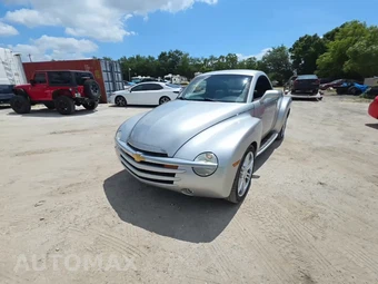 2004 Chevrolet SSR Regular Cab Short Bed