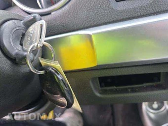 2004 Chevrolet SSR Regular Cab Short Bed – miniatura 9