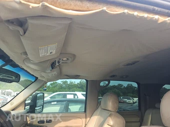 2004 Chevrolet Suburban 1500 LT 1SM – miniatura 17