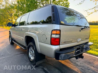 2004 Chevrolet Suburban 2500 LT 1SM - miniatura 13