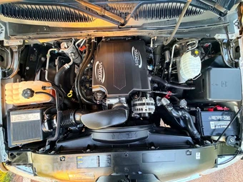 2004 Chevrolet Suburban 2500 LT 1SM - miniatura 22