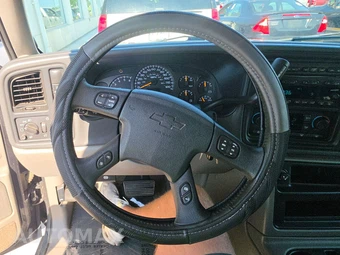 2004 Chevrolet Suburban - miniatura 10