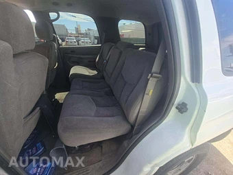 2004 Chevrolet Tahoe LS – miniatura 13