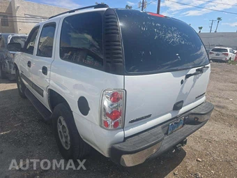 2004 Chevrolet Tahoe LS – miniatura 2