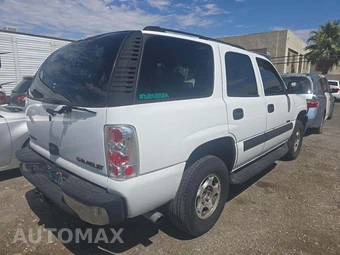 2004 Chevrolet Tahoe LS – miniatura 3