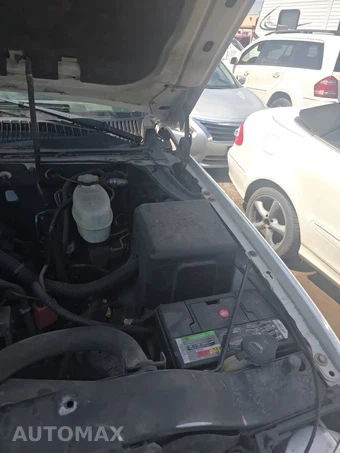 2004 Chevrolet Tahoe LS – miniatura 36