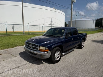 2004 Dodge Dakota SLT Crew Cab Medium Bed - samochód z USA z aukcji Manheim, oferta Kup Teraz w AUTOMAX