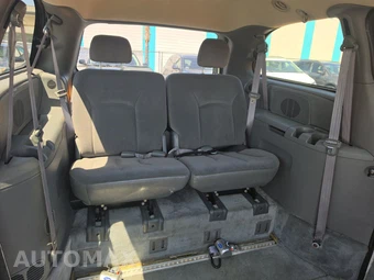 2004 Dodge Grand Caravan SE Minivan 119.3" WB – miniatura 14