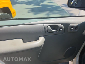2004 Dodge Grand Caravan SE Minivan 119.3" WB – miniatura 9