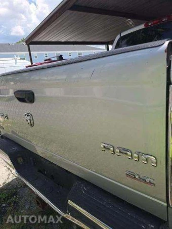 2004 Dodge Ram 1500 SLT Crew Cab Medium Bed – miniatura 6