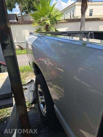 2004 Dodge Ram 1500 SLT Crew Cab Medium Bed – miniatura 9