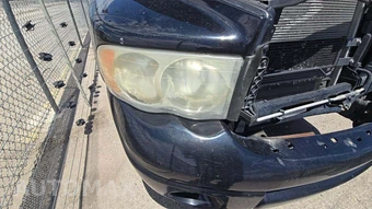 2004 Dodge Ram 1500 SLT Crew Cab Medium Bed – miniatura 43