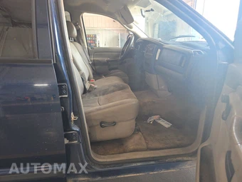 2004 Dodge Ram 1500 ST Crew Cab Medium Bed - miniatura 8