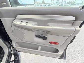 2004 Dodge Ram 2500 SLT Crew Cab Medium Bed - miniatura 18