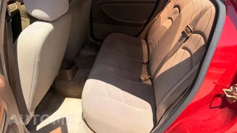 2004 Dodge Stratus SE Sedan – miniatura 10