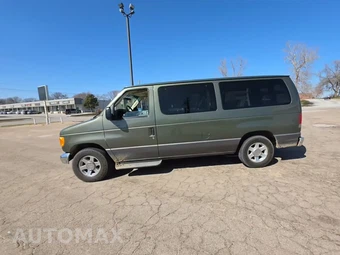 2004 Ford E-150 Wagon XL 138.0" WB - miniatura 3